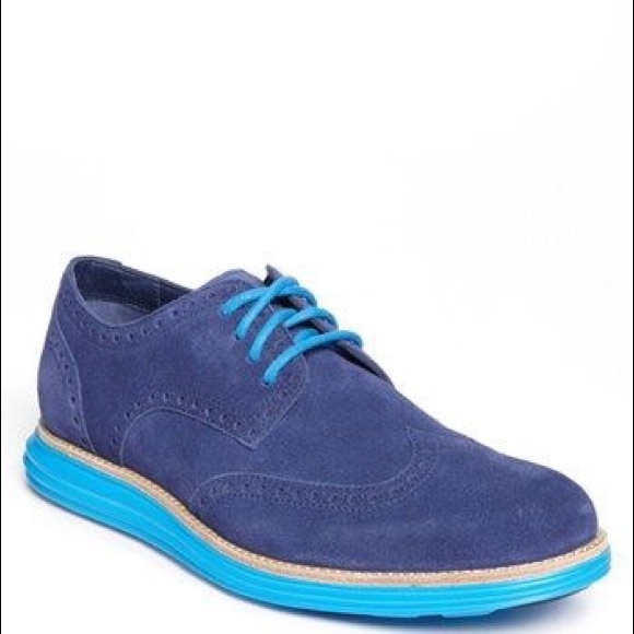 cole haan blue sole shoes